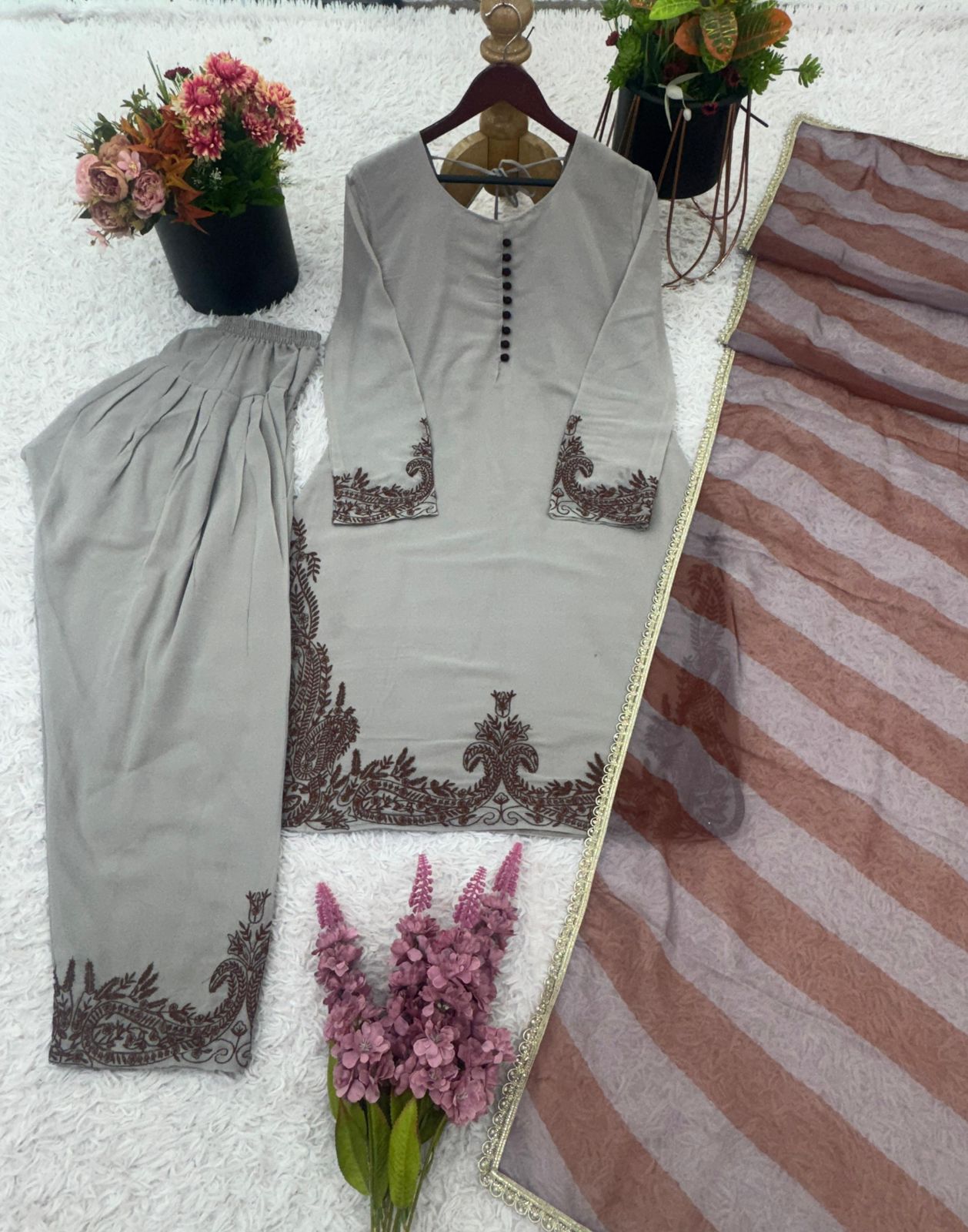 Maverick Fusion Fox Georgette Top Bottom Dupatta Set